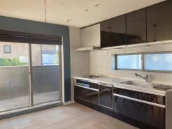 本画像は入居者様の家具をCGで消した画像であり、現況と異なる可能性がございます。
