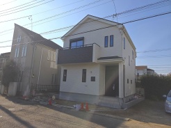 建物が完成しましたので室内のご見学予約スタート。当日のご見学予約も大歓迎です。お気軽にご連絡ください。他にもインターネットに掲載していない情報も沢山ありますので、比較で併せてご見学ができます。
