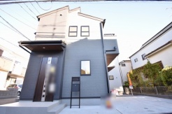 建物が完成しましたので室内のご見学予約スタート。当日のご見学予約も大歓迎です。お気軽にご連絡ください。他にもインターネットに掲載していない情報も沢山ありますので、比較で併せてご見学ができます。
