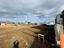 周辺のエリアで他にも沢山売りに出ている物件があります。インターネット掲載前の情報などもありますのでお気軽にお問合せください。まとめてご見学できます。
