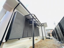 現地のご見学予約もスタートしました。周辺で売りに出ている物件も沢山御座います。まとめてご見学ができますのでお気軽にお申しつけください。
