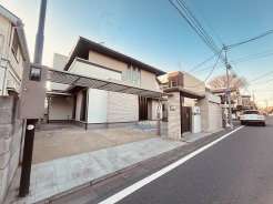 周辺のエリアで他にも沢山売りに出ている物件があります。インターネット掲載前の情報などもありますのでお気軽にお問合せください。まとめてご見学できます。
