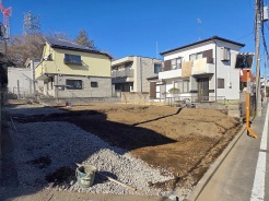 周辺のエリアで他にも沢山売りに出ている物件があります。インターネット掲載前の情報などもありますのでお気軽にお問合せください。まとめてご見学できます。
