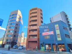 現地のご見学予約もスタートしました。周辺で売りに出ている物件も沢山御座います。まとめてご見学ができますのでお気軽にお申しつけください。
