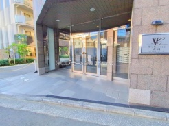 周辺のエリアで他にも沢山売りに出ている物件があります。インターネット掲載前の情報などもありますのでお気軽にお問合せください。まとめてご見学できます。
