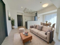 本画像はCGで作成しており、実際に現地に家具は置かれておりません。また、価格に家具は含まれておりません。
