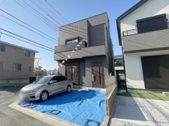 建物が完成しましたので室内のご見学予約スタート。当日のご見学予約も大歓迎です。お気軽にご連絡ください。他にもインターネットに掲載していない情報も沢山ありますので、比較で併せてご見学ができます。
