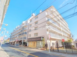 周辺のエリアで他にも沢山売りに出ている物件があります。インターネット掲載前の情報などもありますのでお気軽にお問合せください。まとめてご見学できます。
