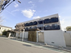 現地のご見学予約もスタートしました。周辺で売りに出ている物件も沢山御座います。まとめてご見学ができますのでお気軽にお申しつけください。
