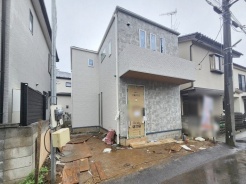 現地のご見学予約もスタートしました。周辺で売りに出ている物件も沢山御座います。まとめてご見学ができますのでお気軽にお申しつけください。
