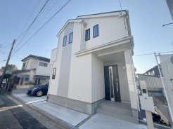 建物が完成しましたので室内のご見学予約スタート。当日のご見学予約も大歓迎です。お気軽にご連絡ください。他にもインターネットに掲載していない情報も沢山ありますので、比較で併せてご見学ができます。
