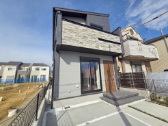 建物が完成しましたので室内のご見学予約スタート。当日のご見学予約も大歓迎です。お気軽にご連絡ください。他にもインターネットに掲載していない情報も沢山ありますので、比較で併せてご見学ができます。
