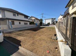 周辺のエリアで他にも沢山売りに出ている物件があります。インターネット掲載前の情報などもありますのでお気軽にお問合せください。まとめてご見学できます。
