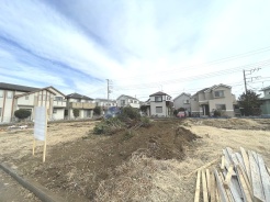 白馬グループの白馬建設にて、プラン作成、イメージパース作成を数日で行えます。　希望の間取りはどの位の大きさか？、一体どの位の広さの土地が適切か？まずはたたき台のプランと見積りを作りましょう、担当者へお申しつけください。
