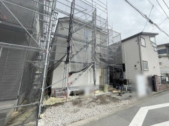 現地のご見学予約もスタートしました。周辺で売りに出ている物件も沢山御座います。まとめてご見学ができますのでお気軽にお申しつけください。
