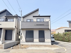 建物が完成しましたので室内のご見学予約スタート。当日のご見学予約も大歓迎です。お気軽にご連絡ください。他にもインターネットに掲載していない情報も沢山ありますので、比較で併せてご見学ができます。
