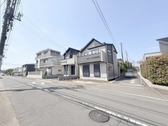 個々の優先事項や好みに基づいて考慮することが重要、 様々なライフスタイル、自分や家族にとってマッチする街並みを選ぶことが大切です。
