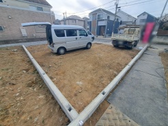 現地のご見学予約もスタートしました。周辺で売りに出ている物件も沢山御座います。まとめてご見学ができますのでお気軽にお申しつけください。
