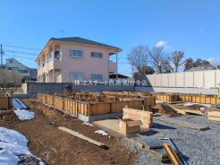 現地のご見学予約もスタートしました。周辺で売りに出ている物件も沢山御座います。まとめてご見学ができますのでお気軽にお申しつけください。