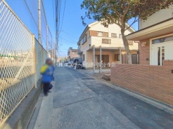 府中市若松町３丁目