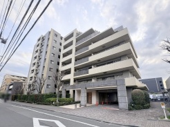 現地のご見学予約もスタートしました。周辺で売りに出ている物件も沢山御座います。まとめてご見学ができますのでお気軽にお申しつけください。
