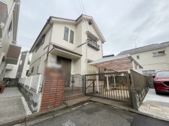 現地のご見学予約もスタートしました。周辺で売りに出ている物件も沢山御座います。まとめてご見学ができますのでお気軽にお申しつけください。
