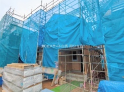 現地のご見学予約もスタートしました。周辺で売りに出ている物件も沢山御座います。まとめてご見学ができますのでお気軽にお申しつけください。
