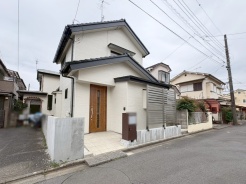 現地のご見学予約もスタートしました。周辺で売りに出ている物件も沢山御座います。まとめてご見学ができますのでお気軽にお申しつけください。
