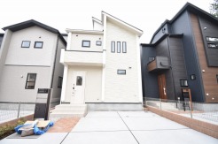 建物が完成しましたので室内のご見学予約スタート。当日のご見学予約も大歓迎です。お気軽にご連絡ください。他にもインターネットに掲載していない情報も沢山ありますので、比較で併せてご見学ができます。
