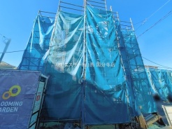 周辺のエリアで他にも沢山売りに出ている物件があります。インターネット掲載前の情報などもありますのでお気軽にお問合せください。まとめてご見学できます。
