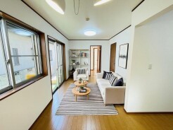 本画像はCGで作成しており、実際に現地に家具は置かれておりません。また、価格に家具は含まれておりません。
