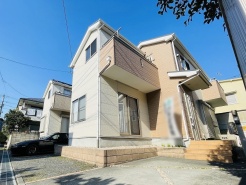 現地のご見学予約もスタートしました。周辺で売りに出ている物件も沢山御座います。まとめてご見学ができますのでお気軽にお申しつけください。
