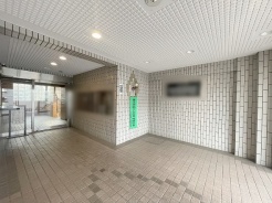 周辺のエリアで他にも沢山売りに出ている物件があります。インターネット掲載前の情報などもありますのでお気軽にお問合せください。まとめてご見学できます。
