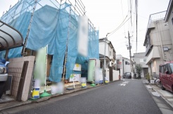 周辺のエリアで他にも沢山売りに出ている物件があります。インターネット掲載前の情報などもありますのでお気軽にお問合せください。まとめてご見学できます。
