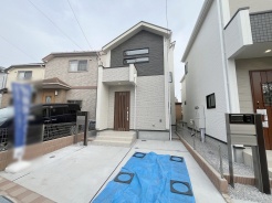 2号棟 建物が完成しましたので室内のご見学予約スタート。当日のご見学予約も大歓迎です。お気軽にご連絡ください。他にもインターネットに掲載していない情報も沢山ありますので、比較で併せてご見学ができます。
