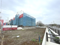 白馬の家は、断熱性と気密性に優れた「冬に暖かく、夏に涼しい」オーダーメイド住宅、ご希望に合わせたプランニングを行います。
