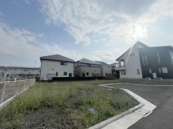 白馬グループの白馬建設にて、プラン作成、イメージパース作成を数日で行えます。　希望の間取りはどの位の大きさか？、一体どの位の広さの土地が適切か？まずはたたき台のプランと見積りを作りましょう。
