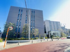 周辺のエリアで他にも沢山売りに出ている物件があります。インターネット掲載前の情報などもありますのでお気軽にお問合せください。まとめてご見学できます。
