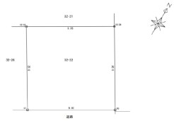 建築条件なしの敷地。弊社グループ「白馬建設」にて建物プランをご提案できます。実際の陽当たりやサイズ感を現地でお確かめください。


