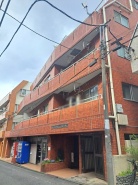 周辺のエリアで他にも沢山売りに出ている物件があります。インターネット掲載前の情報などもありますのでお気軽にお問合せください。まとめてご見学できます。
