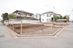 1号棟 現地のご見学予約もスタートしました。周辺で売りに出ている物件も沢山御座います。まとめてご見学ができますのでお気軽にお申しつけください。
