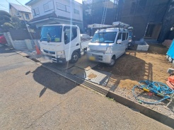 現地のご見学予約もスタートしました。周辺で売りに出ている物件も沢山御座います。まとめてご見学ができますのでお気軽にお申しつけください。

