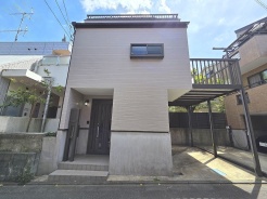 現地のご見学予約もスタートしました。周辺で売りに出ている物件も沢山御座います。まとめてご見学ができますのでお気軽にお申しつけください。
