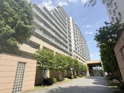 現地のご見学予約もスタートしました。周辺で売りに出ている物件も沢山御座います。まとめてご見学ができますのでお気軽にお申しつけください。
