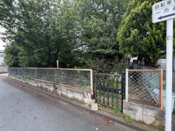 現地のご見学予約もスタートしました。周辺で売りに出ている物件も沢山御座います。まとめてご見学ができますのでお気軽にお申しつけください。
