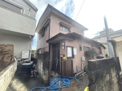 現地のご見学予約もスタートしました。周辺で売りに出ている物件も沢山御座います。まとめてご見学ができますのでお気軽にお申しつけください。
