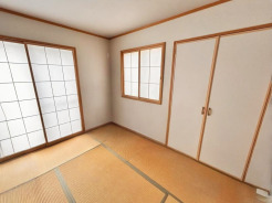 本画像は入居者様の家具をCGで消した画像であり、現況と異なる可能性がございます。
