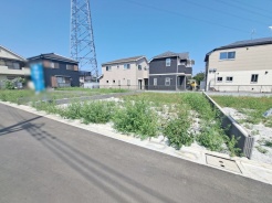 現地のご見学予約もスタートしました。周辺で売りに出ている物件も沢山御座います。まとめてご見学ができますのでお気軽にお申しつけください。
