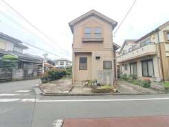 現在建物をリフォーム中です。リフォーム中の物件については現地確認の他、同施工会社の完成施工例のご案内、担当者のプレゼンテーションにてご検討ください。