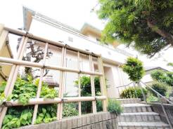 実際に室内をご見学頂くと生活のイメージが広がると思います。家具を置いたイメージや窓からの景色など。
